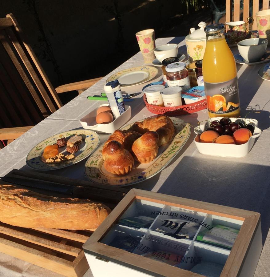 Bed and Breakfast Mas Halcyon Provence Avignon Exterior foto